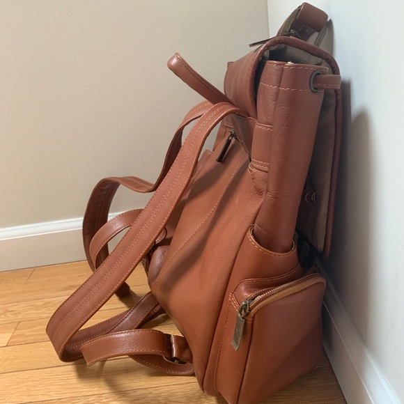 Claire Chase 100% Top- - Grain Leather Backpack - Picture 3 of 6